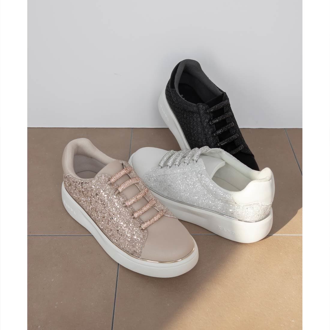 新品 RANDA ホワイトスニーカー LL 25.5 新品 RANDA ホワイトスニーカー LL 25.5 ランダ RANDA フラワー