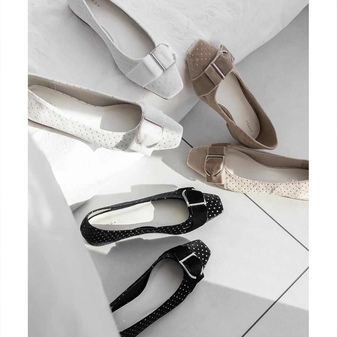 ランダ（RANDA）/＜25秋冬新作＞【22−25．5】ビジューバックルベルトフラットパンプス 25秋冬新作＞【22-25.5】ビジューバックルベルトフラットパンプス