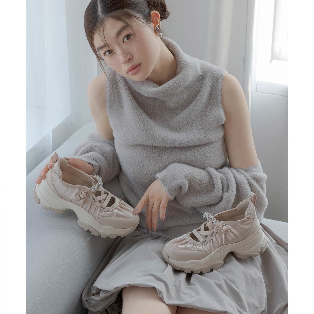 23春夏新作＞【22.5-25.5】クリアソールフラワー刺繍スニーカー