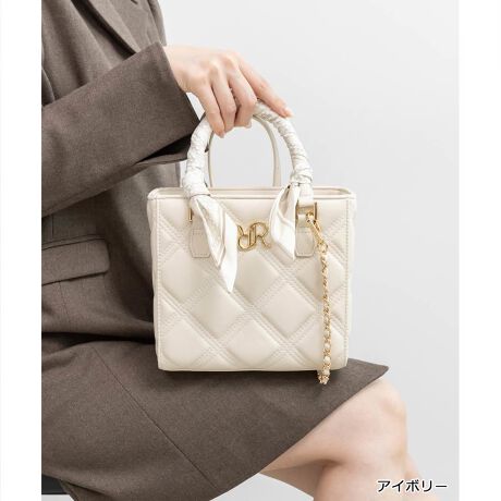 [^:FB36146]25H~V쁄IWimÕXJ[t|Cg̃LeBOnhobOBƂtHƂȂ₩ȃXJ[t̃RgXgAR[fBl[giɊiグĂ܂BPOINTEIWĩmOXJ[tiȈہELeBOfUCŃGKgvXEANZgɂȂ郂mOS[hp[cEl̖͂l܂ACeEƊ̂邩ƂtHidlE߉\ȃV_[xgEt@Xi[ŊJEI[v|Pbg1At@Xi[|Pbg1EeyTCYz~jzFZAybg{gi340mljFZAX}[gtHi14.7~7.2cmjFZAJ[hP[XFZAnJ`FZAbvFZACXCzFZAN[FZ