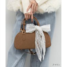＜26春夏新作＞2WAY スカーフ付きエンボスロゴボストンバッグ