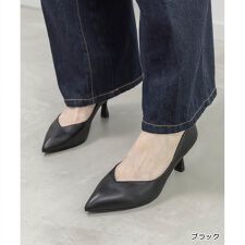 ＜26春夏新作＞【22-25.5】【走れる美脚パンプス】ポインテッドトゥ×Vカットパンプス