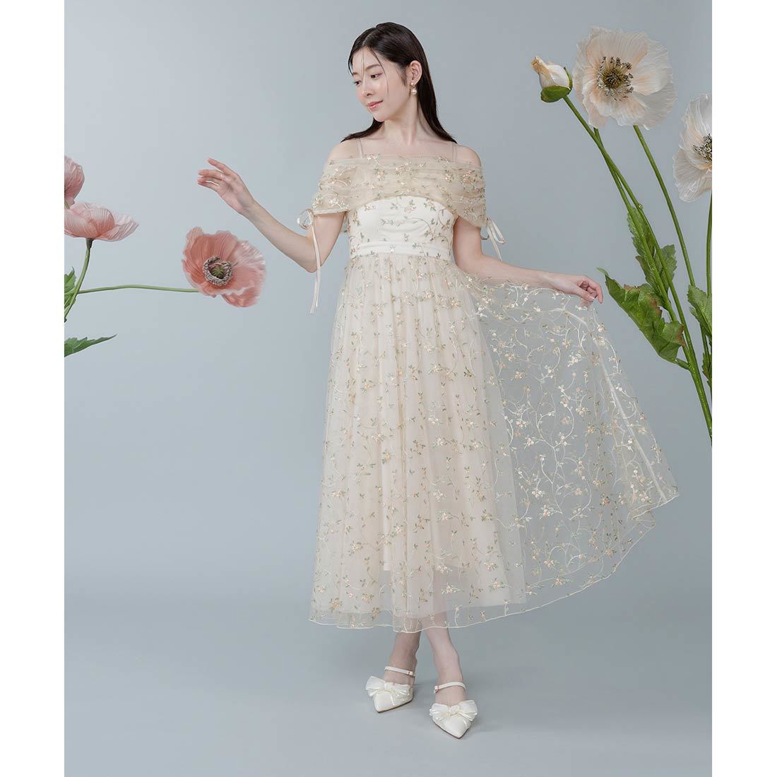 26春夏新作＞【Flower Collection】フラワー刺繍オフショルキャミ