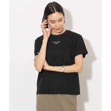 ワンポイントロゴTシャツ