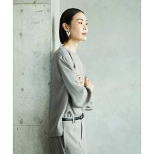 [セットアップ対応]ノーカラーブラウス