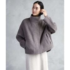 スタンドカラーショートコート