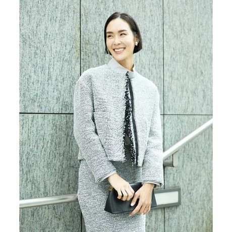 [^ԁFFMDDD02430]JWAɂtH[}ɂ񂹂؂₩WPbgfUCEp^[IWĩt@V[cC[hgpV[gWPbgBtgWbvƃtĤVGbgŁA~j}ȘȂ܂Ɏdグ܂Bfނ̃^CgXJ[gƍ킹΃ZbgAbvƂĂ􂵁Aꂢ߃ACeƂ킹₷ꖇBLV[Ɏ₷A񂵗͂̍WPbgłB40TCY͌XܓWJłBfށ{̔BYnŐ܂ꂽA~bVFN IWĩt@V[cC[hB܂܂ȑ`̎𕡎GɐDグ邱ƂŁA\ʂɗ̓Iȉʊƌ򂪐܂A؂₩ō̂ƓȕɎdオĂ܂BȂ|Cgfނ̃XJ[gƍ킹ZbgAbvX^C߂łBs[X̏ɉHD΃tH[}V[ɂ҂BfjȂǂƍ킹āAꂢ߃JWAɒȂ̂BIEItpŕL܂킹܂BfނgpXJ[gƃOWPbgpӂĂ܂Bt@V[cC[h^CgXJ[g[FMHDD02260]t@V[cC[hOWPbg[FMDDD03450]---------------------------------pV[YtF@āF~@HF@~F@---------------------------------EFȂEnFELkFȂE򊴁FEňFʁEFt@Xi[E|PbgFEPA@FhCN[jO-----------------------------fiV[g{ujgF171cm/pTCYFMƖȂǂ̎BeɂAFقȂꍇ܂B\߂Bi̐F́Aڍ׉摜QƂBMICHEL KLEINi~bVFNj́AgVvƃIWieBh@gx[VbNƃghh I݂ȃoXŎ炵\At@bVyށBȐꂽl̏߂ X^CbVŒSn̗ǂĂpMuhłBsCɓo^tłȏ͂ēגʒmc킸AȃvCX_Ȅ󂯎肢܂B