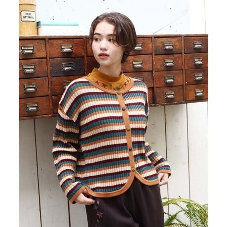 [^ԁFGJSAD30200]fUC H~̃}XgACẽuJ[fBKB{CNȃVGbgŏ炵ۂɁBhbvV_[Ō̉K܂BzRȂł͂̔zF{^ɂځB f ANƖтgp\tgȒSñjbgfށBтׂ炩ȔG肪łB X^CO|Cg CyɉHDJ[fBK͈ꖇ͎ĂACeBJWAɃChpcƍ킹Aꂢ߂ȃs[XƂ̑QłB ---------------- pV[Y tF@āF~@HF@~F ---------------- FȂ ňF 򊴁FȂ LkF nFȂ F |PbgFȂ ---------------- fނ̃nClbNjbgyGJFAD30160z܂B model:H165 B81 W55 H87  pTCY:M