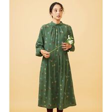 Estrella ハイネックフラワー刺繍ワンピース