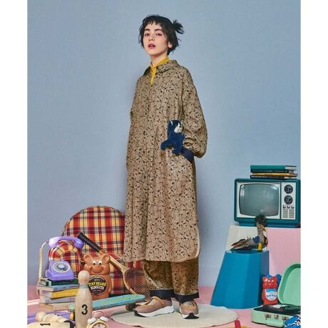 [^ԁFGJEAD70300]Calle de Manuela Malasana iJCFEfE}kGE}T[jj}kGE}T[j̒ʂ 25NAWe[}u}h|h̊XvɂȂŁAXyC̒ʂX݂C[WOĂ܂B fUC ̓vgڂ䂭lJWAȃVcs[XBe[}́u}kGE}T[j̒ʂvCXs[V󂯂Ă܂BEGXg̐؂ւ̃^bNAhbvV_[̂ƂVGbgNV[Ȓp܂BñfjfނgpJtXfUC̃ANZgɁBƂԂȂVѐŜ郏s[X͂̏H~̃C`IVACełB f |E^̓KxȂӂ݂̂cCfށBNт\ʊŏH~ɂ҂ȐnłdĂ܂BELEgݍ킹IWivg킢ЂƕiłB  X^CO|CgꖇŃR[fBl[g܂郏s[XBHɂ͈ꖇłAȂĂnClbNCi[̃C[hAE^[ȂǂHDƃOV[Yy݂܂BV[Ỹu]yGJJAD71300zpcyGJLAD70200zƂ̒p߂łB  ---------------- pV[Y tF~@āF~@HF@~F ---------------- FȂ ňF 򊴁FȂ LkFȂ nFȂ F |PbgF ----------------  fނ̃pcyGJLAD70200z܂B e[}̃p[J[yGJTAD70250zvI[o[yGJKAD70220z{Au]yGJJAD71300zIXXB model:H166 B81 W63 H90 pTCY:M TCYS(38)̓ICXgAyшꕔX܂ł̌̔ƂȂ܂B