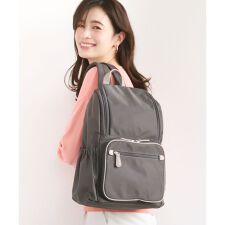 [撥水/A4収納可]スクエアデザインバックパック