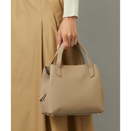 [^ԁFBPKAD06270]N킸₷AVvȏ㎿ fUC VbNőlȕ͋CYA㎿JEU[ŎdĂg[gobOłB TChD荞ŃEhWbvő傫JAô₷BC[ɉA|Pbg̎pIȃfUC͂̂ЂƂB ^̂ƂtHƗJ[OiǂoAV[I΂lXȃX^COɍ킹Ē܂B @\ EV_[XgbvtŃAW\ E|PbgFO~1@~4@|Pbg~2 EVt@Xi[dl Eet E2WAYdl - - - - - - - - - - - - - - - -  EnF EFȂ E򊴁FقڂȂ En̍dF₩ - - - - - - - - - - - - - - - -  X^btr[ 500mlybg{gœĂTCYłB XNGAVGbg̏߃obOŁAG̃ghQIԂ̂ߕGɒuĂĝ̃C͂ݏoɂAdԂgoόAHȂǂɏd󂵂܂B N킸VvȃfUC͂̂ЂƂłB U[obOƂƂAԂł670gƂd߂łB܂dꍇ́At̃V_[xggpăV_[obOƂĂ̂ Vv / ꂢ / lJWA / o / RpNg / nhobO / V_[obO / 2WAY / 700gȉ / J[obO Oł̎Be͐FقȂꍇ܂Bi̐F́AX^WIBẻ摜QƂB Tvł̎BeƂȂ邽߁Aۂɂ͂鏤iƎdlTCYقȂꍇ܂B