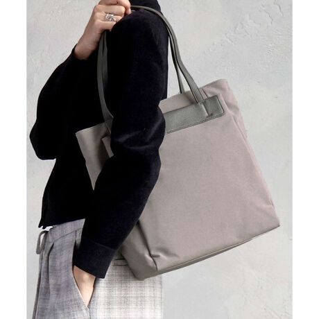 [^ԁFBPBAD01170]N킸Aʋ΂畁ig܂ŏd󂷂A4g[g fUC ƃ|Pbg㕔ɃJEU[WCgāAiǂdĂiCg[gobOłB ƓȎ̃iCfނgpAX^CbVȃXNGAtHꂽۂ^Ă܂B 傫ȊO|Pbg|PbgɉAA4TCYΉ̂Ƃ[͓͂Iȃ|CgB ܂܂ȃR[fBl[gɂރVbNȃJ[OŁAIEIt킸}`ɂg܂B @\ E|PbgFO~2@~3 EVt@Xi[dl EA4t@C[ Eybg{gz_[t - - - - - - - - - - - - - - - -  EnF EFȂ E򊴁F{/ȂAv/ En̍dF炩 - - - - - - - - - - - - - - - -  X^btr[ A4t@CœTCỸobOłBcłĂ܂AVt@Xi[オ̂łӂB }`9cm̂ŁAٓ␅ށA|[`ނȂǂĂ܂B񎝂̂ɂ߂̂eʂꂵЂƕiB R[fI΂AItBXJWAȏʋ΁AfC[܂ł܂܂ȃV[ŏd󂷂邱ƊԈႢȂBlJWAX^CƂ΂荇킹Ă܂Bʊwɂ߂łB lJWA / ꂢ / ʋ / ʊw / ItBXJWA / o / [ / J[obO / | / 500gȉ Oł̎Be͐FقȂꍇ܂Bi̐F́AX^WIBẻ摜QƂB Tvł̎BeƂȂ邽߁Aۂɂ͂鏤iƎdlTCYقȂꍇ܂B