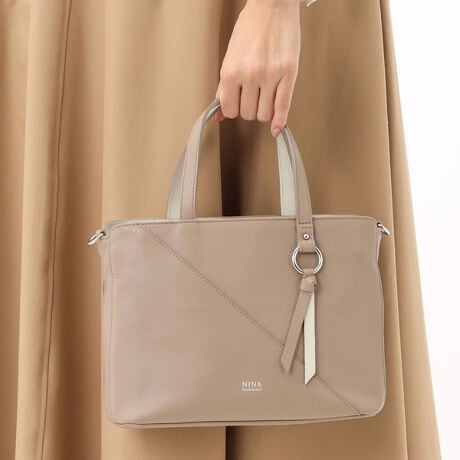 [^:030013310]_炩^b`̗ǂX[XU[gpobOV[YBRȂ郊OƁA{E^CAz悤ȊvRjiEjib`炵fUCɎdオ܂BV[vȈۂ̎΂߂̐؂ւȃ|CgłBṽobOłAv̏_炩ƎRvR̃J[RrŏJWAłĂAfC[[X₷̂ɂȂĂ܂B3ŵŎ[͂肠Qv`x^CṽobOłBjiEji b`@NINA NINA RICCI@}VEGhEîCɓo^ēׂ݌ɂ킸ȎAN[|Z[̊JnȂǂm点܂BЂo^肢܂BuĥCɓo^ViēׂȂǂm点܂BЂo^肢܂B