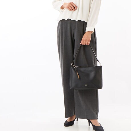 [^:030013510]_炩^b`̗ǂX[XU[gpobOV[YBOƏRt@Xi[ƂĎgpĂ܂B{E^CAz悤ȊvRjiEjib`炵fUCɎdオ܂BV[vȈۂ̎΂߂̐؂ւȃ|CgłBṽobOłAv̏_炩ƎRvR̃J[RrŏJWAłĂAfC[[X₷̂ɂȂĂ܂BjiEji b`@NINA NINA RICCI@}VEGhEîCɓo^ēׂ݌ɂ킸ȎAN[|Z[̊JnȂǂm点܂BЂo^肢܂BuĥCɓo^ViēׂȂǂm点܂BЂo^肢܂B