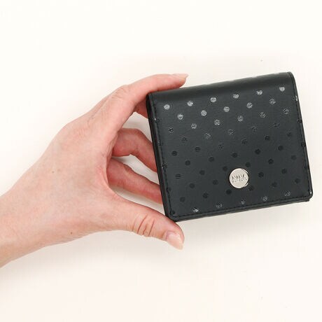 [^:035330110]ji b`̃uhR[hɊ܂܂fUCvf̈ł鐅ʖ͗l𗎂Ƃ񂾂zV[Y쐬܂Bʖ͗l͓ȃVNvgɂĕ\Ă܂Bvg͒悭cA{̂̊vFFZF̌ɂȂĂ܂BOAƂɓ_炩X[XvgpĂāA_炩fފƂɂȂĂ܂BjiEji b`@NINA NINA RICCI@}VEGhEîCɓo^ēׂ݌ɂ킸ȎAN[|Z[̊JnȂǂm点܂BЂo^肢܂BuĥCɓo^ViēׂȂǂm点܂BЂo^肢܂B