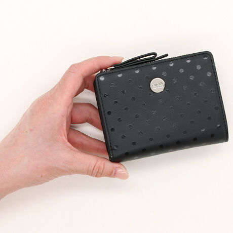 [^:035330210]ji b`̃uhR[hɊ܂܂fUCvf̈ł鐅ʖ͗l𗎂Ƃ񂾂zV[Y쐬܂Bʖ͗l͓ȃVNvgɂĕ\Ă܂Bvg͒悭cA{̂̊vFFZF̌ɂȂĂ܂BOAƂɓ_炩X[XvgpĂāA_炩fފƂɂȂĂ܂BjiEji b`@NINA NINA RICCI@}VEGhEîCɓo^ēׂ݌ɂ킸ȎAN[|Z[̊JnȂǂm点܂BЂo^肢܂BuĥCɓo^ViēׂȂǂm点܂BЂo^肢܂B