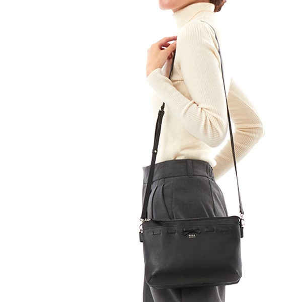 【ニナ・ニナ リッチ】ヴィーナスパース　ショルダーバッグ