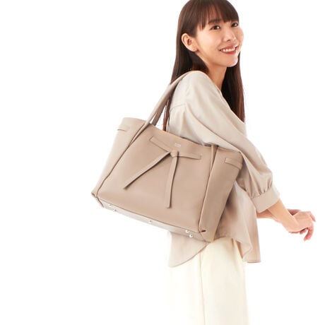 jiEji b`̌񂾐؂ςȂ̃{E^C|Cg̃g[gobOłB_炩dグ^̃VNU[gpAɐ܂R͌ɂɏdɂdlłBtF~jłÂȂfUCŁAʋ΂x̃ItX^C܂ŕLg܂B[^:030025310]jiEji b`@NINA NINA RICCI@}VEGhEîCɓo^ēׂ݌ɂ킸ȎAN[|Z[̊JnȂǂm点܂BЂo^肢܂BuĥCɓo^ViēׂȂǂm点܂BЂo^肢܂B