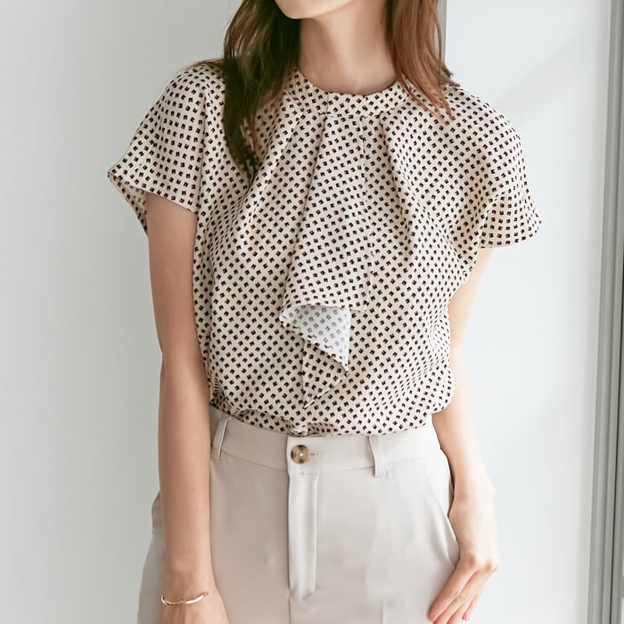 ボータイ風デザインブラウス シャツ ブラウス ボウタイ風タックデザインブラウス&frasl;洗える