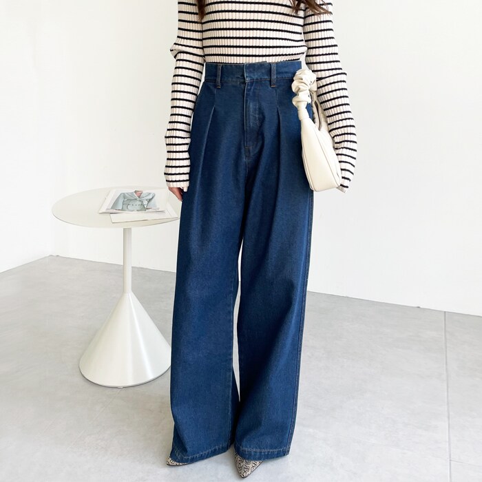 タックワイドデニムパンツ