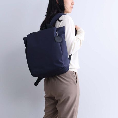 [^:35953]s畁ig܂ŎgA~j}fUC̃bNTbNB߂̎tŁAdԂȂǂ̈ړ̍ۂɎ₷dlɂȂĂ܂BA4t@C[\ŁAptbgKChubN܂炸Ɏ[\łB܂AX[cP[X̏ɏ悹ĉ^ׂZbgAbv@\tŁAs₨oɊ􂵂܂BA4TCY[\bNE莝2WAYdlŁAV[ɍ킹g\G݂[ł|Pbgybg{g܂ݎP[łTCh|Pbgoꂵ₷wʃ|Pbgybg{g܂肽ݎPȂǂ[\ȃ{gz_[X[P[XȂǂ̃vhCunhɌŒ肵A^ׂZbgAbv@\