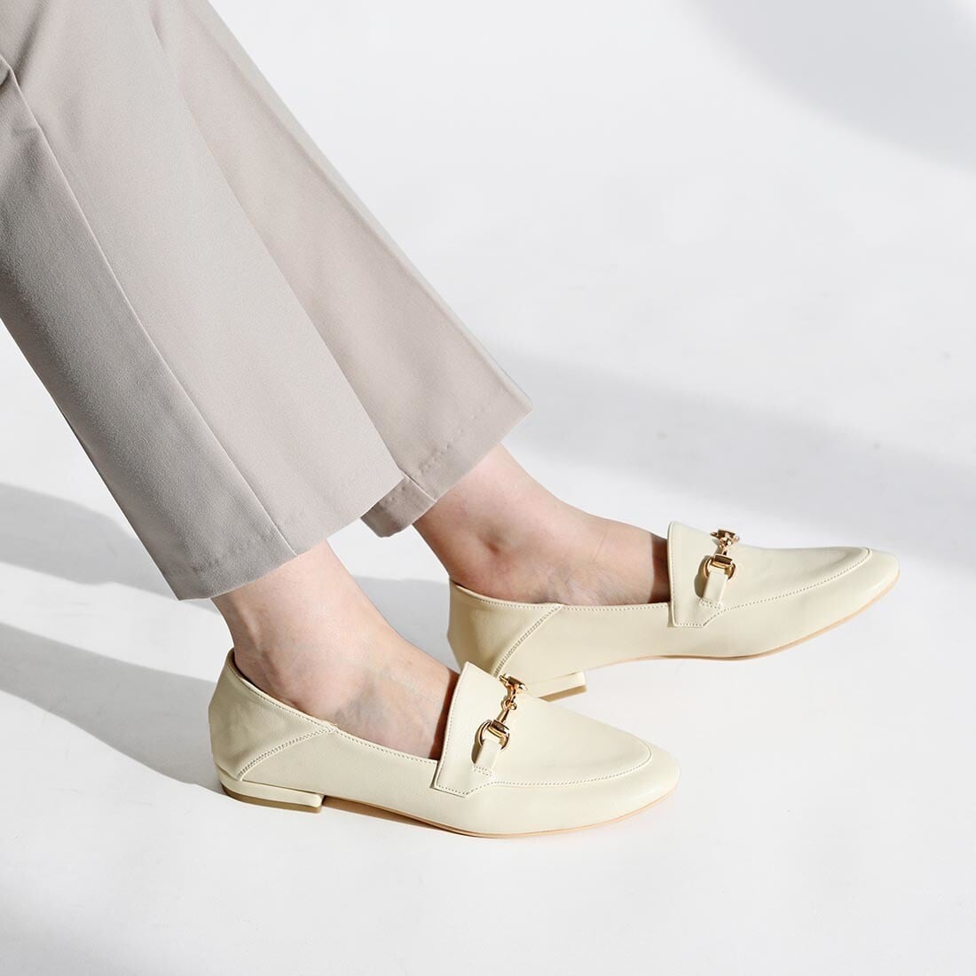 [}C]y25tĐVzrbg[t@[/[JiRiiiKaj ivory