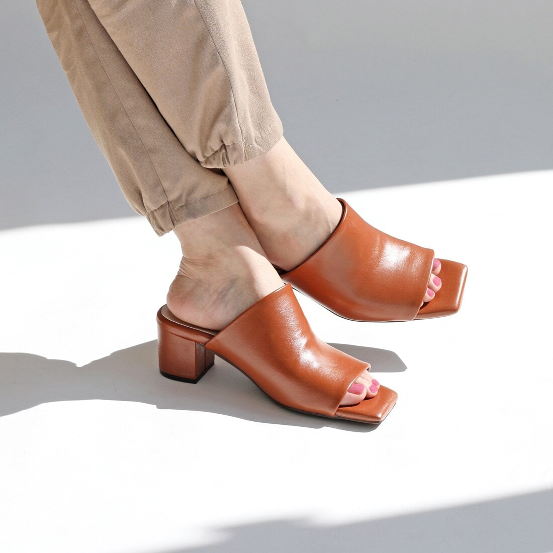 [}C]y25tĐVzXNGAgDb[T_/[JiRiiiKaj brown