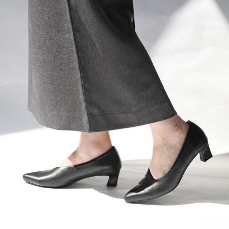 gh̃AVg[fUCɂ肰ȂvXBVvȂꂽۂ^|CebhgDŁArʂBʋ΁EItBX͂Aꂢ߃JWAtH[}܂ŁAIIt킸􂷂1łBIXXPOINTEƍAVg[fUCEɂ₳NbVẼJbgōbXbLrEʋ΁AtH[}AigȂǖ\ɊIEq[ȂKȗSniڍׂ肰ȂAVg[fUCĂAl̂߂̃pvXB͍bXbL▭ȃJbeBOɎdグAтɃGKgۗ܂BX^CbVȃ|CebhgDłBɃtBbg₷炩fނgpAC\[ɂ̓NbV𓋍ځBq[͖4cmŁA芴炵VGbgoĂ܂Bʋ΂₨oȂǕLV[Ŋ􂵂܂B[[[[[[[[[[[[[[[q[̍F@4cmfށ@F@vd@F@175g(MTCY)[[[[[[[[[[[[[[[ΉTCY(኱傫ڂ̍ɂȂĂ܂)STCYEEE22.0cm-22.5cmMTCYEEE23.0cm-23.5cmLTCYEEE24.0cm-24.5cmLLTCYEEE25.0cmX^CO킹镞I΂ApcɂXJ[gɂȖ\pvXłBIIt킸A܂܂ȃX^CɃ}b`܂Bx[VbNȃubNAuEAꂽP̃K^bN3FWJBX^btpRgEX^btA@yTCYF23.5@/@Fʁ@/@b̍Fʁzfŏ傫łACE^Ccō킹ƃTCYǂłBꂵ₷Ab̓DłBq[芴܂BK^bN͂ǂȕɂ\J[łCɓłIEX^btB@yTCYF23.0@/@Fʁ@/@b̍FʁzMTCY͒EɂȂ̂ŁASTCYɂ܂B|CebhgDłܐ悪ɂȂ炸AԗĂNIq[ႷŁAd̓łSłBEX^btCyTCYFS~M@/@Fʁ@/@b̍FʁzI񂾃TCYFSEMMTCY͑傫C𗚂Ƃ҂łBXgbLOfŗꍇ́A~ȂǓĒė܂BSTCY͑fł҂łBVGbgꂢɌĂ̂ŁApcɂXJ[gɂ킹₷\pvXłB[^:RIIIKA-A6219]RIIIKA-A6219