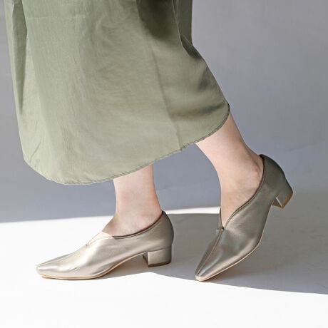 ƐLтVJbgAX^CbVɉoBꂽ~j}fUCŁA[h炫ꂢ߃X^C܂ŕL􂵂܂BIXXPOINTEgĥVJbgŁAɔƔrʂvXE_炩tFCNU[fނŁA肪D₷E芴̂q[ŒԕĂɂEXJ[gɂpcɂ킹₷A񂵗́E\bNX^CcƂ̑悭AOV[YΉiڍ׃ghƗ₷𗼗A~j}V[vVJbgpvXBb[߂VXbg|CgŁAɔƃGbWvX܂B[hȒȂ͂Aꂢ߂JWAR[fɂƗnރfUCŁA1Əd󂷂閜\pvXB͂炩̂悢tFCNU[ŁA\tgȗSnBq[͈芴̂`L[^CvȂ̂ŁAԂ̊OołSłB[[[[[[[[[[[[[[[q[̍F@3.5cmfށ@F@vd@F@215g(MTCY)[[[[[[[[[[[[[[[ΉTCYSTCYEEE22.0cm-22.5cmMTCYEEE23.0cm-23.5cmLTCYEEE24.0cm-24.5cmLLTCYEEE25.0cmX^CO[hɂi`ɂg閜\pvXBH~̓ujbg~OXJ[gɍ킹āBt̓fj~Vc̃JWAX^CɁA^bNJ[ŃANZgĂfGłBx[VbNȃJ[WJȂ̂ŁAǂȃR[fɂ}b`܂BX^btpRgEX^btA@yTCYFM@/@Fʁ@/@b̍FʁzMTCYł҂BVJbgőꂵ₷AtBbgq[͈芴A₷łBO銴͂܂BEX^btByTCYFS~M@/@Fʁ@/@b̍FʁzMŏ傫łACȂǗƂ҂łB炩fނŗSnłBEX^btCyTCYFS~M@/@Fʁ@/@b̍Fʁz傫߂̂ߌCƍ킹܂Ab[fUCłƑݍł̂ŁA芴E銴͂܂łBVJbgb茩Ă̂ŁApcłXJ[głoX悭܂Ƃ܂܂Bq[߂ŃOA₷̂|Cg[^:RIIIKA-A6221]RIIIKA-A6221