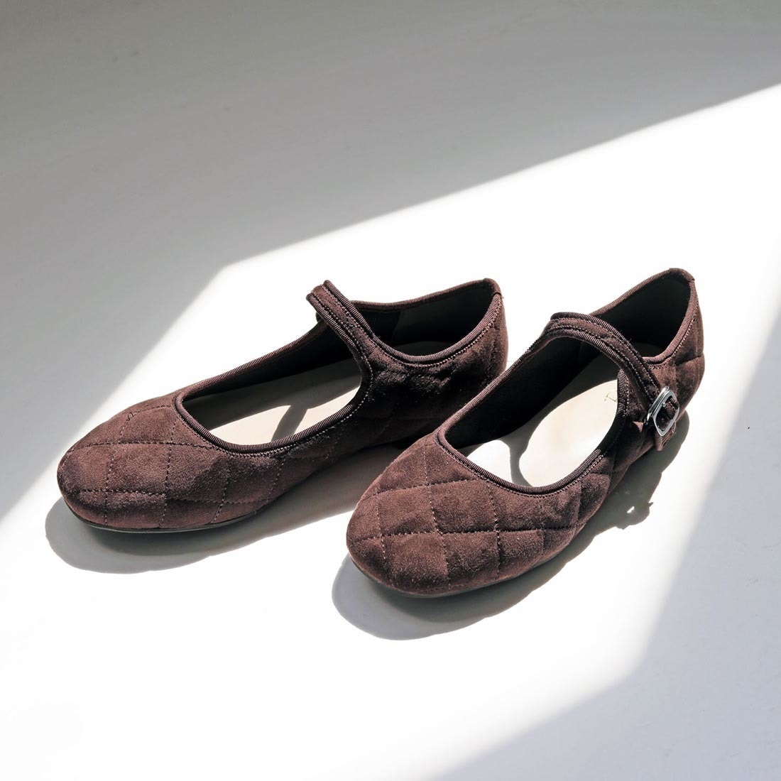 MAKI KANEKO×LE TALONリボンウェーブラインフラット LE TALON（ルタロン）の「MAKI KANEKO×LE TALONリボンウェーブ