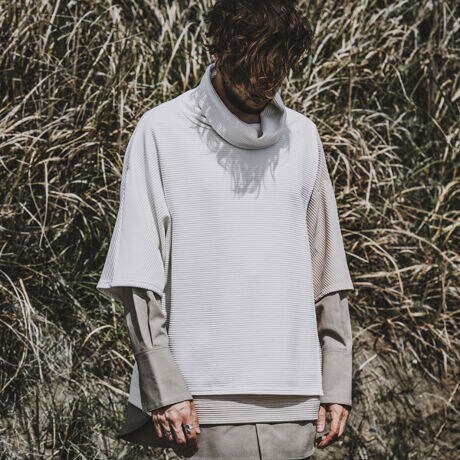 チェンジングオフタートルレイヤードTシャツ | ノーアイディー(NO ID 