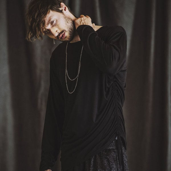 ノーアイディー（NO ID．）/ボリュームネックギャザードレープPO(プルオーバー) ドローストリングスBIG-PO(プルオーバー) | ノーアイディー(NO ID