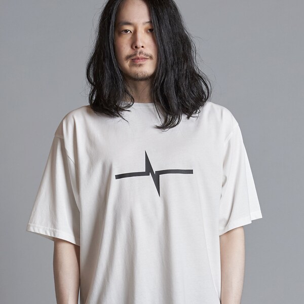 ロゴプリントC/N-Tシャツ | ノーアイディー(NO ID.) | マルイウェブ