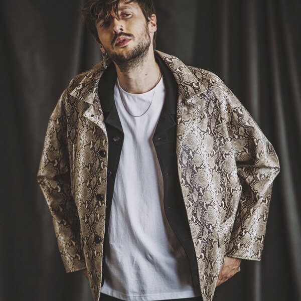 シンセティックレザーBIGカーコート | ノーアイディー(NO ID