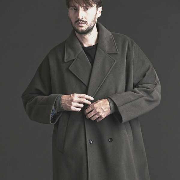 NO ID BLACK ノーアイディーブラックストレッチドレープ ショールコート ダブルガンフラップBIGトレンチコート – NO ID.