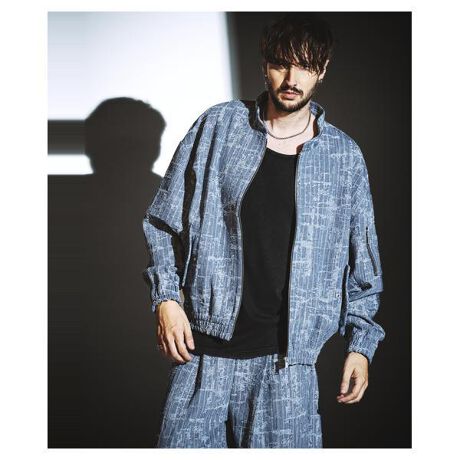 [^:857006-294B]857006-294BJQfjBIGohJ[BLZ2025 A/W NO ID. COLLECTION_ȐDŗ̓Iȕ\𐶂ݏoAWJ[hfjfނgpohJ[u]BMA-1v킹鑳|PbgAtbv|PbgȂǂ̃fBeB[AfjL̖_ȃVGbgŏ؂ꒅłBI[o[V_[~BIGVGbgɂAƑ݊𓯎ɉoBEnŎdĂ邱ƂŁAfނ̕\őɈoĂ܂BƂohJ[fUĆAd˒⃌C[hłf閜\dlB________________________________________ȓ: \LȃWJ[hD̃fjfނgp MA-1𓥏P[eBeB|Pbgɔzu I[o[V_[BIGVGbgŃghvX fނ̗̊E̋ndl 茩ohJ[fUC________________________________________߃V[: g[fފŖH~̃[hX^C fjWPbg̃Abvf[gƂ Xg[g`JWAȃC[hR[fɂΉ JQfjBIGohJ[BLZ ́AWJ[h̗̊ƃI[o[TCỸoX▭ȁANO ID.H~C̊jƂȂu]łB________________________________________yfpzL.BLUE ~ size one / H:170cmi{lfjBLUE ~ size one / H:180cmi{lfjL.BLUE BLUE ~ size one / H:182cmiCOfjJ[Ƃ̒pƂăTCYIт̎QlɂB