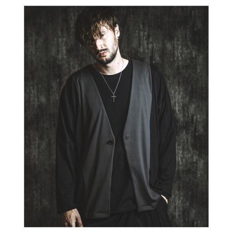 [^:457006-321T]iԁF457006-321T `FWOh}X[ueRC/D2025AW NO ID. COLLECTIONeRfނ̐DȂ̊ƁAh[vf{NV[VGbgVlbNJ[fBKBƂh}X[uۓIŁA_炩ȑfފlݍރbNXfUCBȓFeR҂ݓL̉ʂޖLȕ\g̃h[vh}X[udlؑփfUCVvȂANZgGRAYEMIXJ[͓Ƃ2g[ŗVѐSRgXgy₩VlbNC񌳂艉o߃V[FTVc^N̏ォHDďtẲxɂ肵{gXƑgݍ킹ăoX̗ǂR[fBl[g1ŁghƁgȂꊴhoxɂœKi`ƃ[h𗼗fUC1BbNXSnƃgh𓯎Ɋ閜\ACełB