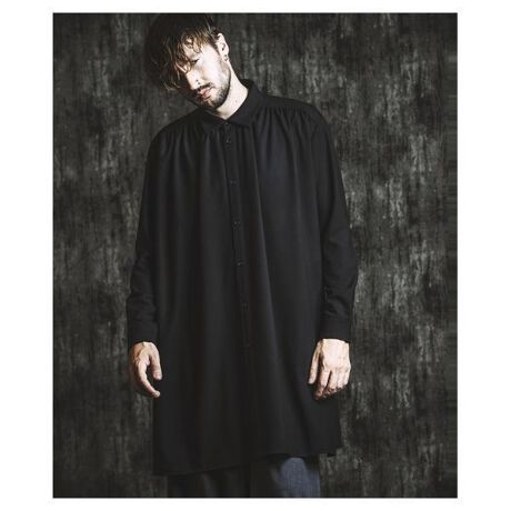 [^:457006-338S]457006-338SNbNMU[OSH2025 A/W NO ID. COLLECTION݁EOāEJtXzFŐ؂ւNbNfUCƁAŜɎ{MU[DȂۓIȃOVcBÕVGbgɐ[Xbg邱ƂŁÂ闧̊oBZbgAbvΉ̃h[vKE⃌C[hpcƑgݍ킹邱ƂŁAX^CO̊xɍ߂܂Bȓ:NbNzFfUCŐꂽۃOVGbg{[߂̃TChXbgMU[ɂ闬悤ȕ\tg{^JtXdlZbgAbvΉ\߃V[:C[h̎Ƃđ݊oƂ[hȃg[R[fɃANZgƂA[gWȂǃNGCeBuȃV[ňۂcƂ̃NbNMU[OSH́ANVJƃ[hZNO ID.Ȃł͂̒Č^VcłByfpzBLACK GRAY ~ BLACK BLACK ~ GRAY ~ size one / H:182cmiCOfjBLACK ~ GRAY ~ size one / H:180cmi{lfjBLACK GRAY ~ BLACK ~ size one / H:170cmi{lfj