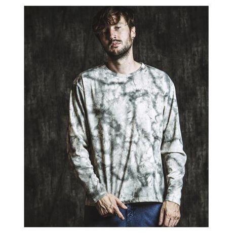 [^:857006-332T]857006-332TUnevenvgT[}PO2025 A/W NO ID. COLLECTIONT[}fނɃ߂̃vg{AƓȕovI[o[BV[g̃I[o[TCYŁAtƃ[h𗼗܂Bvg̕sψꂳ__قȂ\𐶂ݏoAX^COɐ[݂^ꒅłBȓ:߃vgɂBꖳ̕\T[}fނ̏_炩SnV[g̃I[o[TCYVGbg[hƃJWA̒ԓIfUC߃V[:fC[X^C̍ACeƂĖñ{gƍ킹n̂R[fɃCxgJWAV[ŌoƂUnevenvgT[}PÓAx[VbNȃACeɃA[gIvf𗎂ƂNO ID.炵gbvXłByfpzIVORY BLACK ~ size one / H:182cmiCOfjIVORY ~ size one / H:180cmi{lfjBLACK ~ size one / H:170cmi{lfj