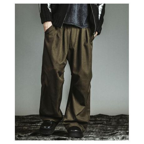 [^:857006-351P]857006-351Pc[^bNC[W[pV[ggEU[Y2025 A/W NO ID. COLLECTION̊̂cCD̗pAŝ\hVõChgEU[YBEGXgɂ̓NVJȈۂ^C^bN̗pAI[_[X[ĉ悤Ȓ[Ă܂BGɐ݂2^bNݏoӂƂۂ݂̂VGbǵA{[Ə_炩˔Ɠ̑݊oBɂ͓^h[R[hd݁AX^CCɍ킹ăVGbg݂ɃAW\Bʉ|PbgobNX^ĆAhXCNŐꂽ͋CvXB߂ɐݒ肳ꂽEGXgh[R[h̓X^CÕANZgƂȂAC[W[dl̉KĂ܂Bȓ̓IȃcCDŉŝ\EGXgɃC^bN̗pNVJȈۗG2^bNɂӂƂVGbgh[R[hŃVGbgAW\ʉ|Pbg{EGXgudlŉKƏi𗼗߃V[[hȃChX^CɂR[fBl[gɃWPbg⃍OVcƍ킹sIC[hɃJWAhXCN܂ŐU蕝̂钅ȂɑΉNO ID.ӂƂu@\~[hv̌{ŁAVGbgAWɂ\̕ωy߂鍡Gڂ̃gEU[YB