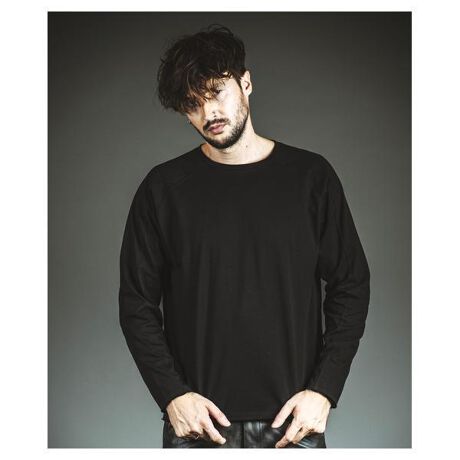 [^:857006-352T]857006-352T`FWOC/N-PO2025 A/W NO ID. COLLECTION̓IȐؑփCƃtȃJbgItfBeB[ZA݊Q̃OX[uJbg\[Bό`OX[uɂƓȃtHƁAJ[u`ؑւX^CɃ[hȃANZgvXBؑ֕ɂׂ͂ăXeb`邱ƂŉAe܂Aɍ킹ĖLȕ\܂BbNX̂I[o[V_[BIGVGbǵAꖇł̑݊AWPbgAE^[̃Ci[ɍ킹ĂQ̑݊𔭊BGRAY̓u[`HɂA̓IȐؑւۗʎdlB킩CxgV[܂ŕL􂷂ANO ID.Ȃł͂̃[hJbg\[łBȓ J[u`IȐؑփfUC ؑ֕ɃXeb`{̊ EEwʐؑւ̓JbgItdlŃtȕ\ ό`OX[uɂƎ̃VGbg I[o[V_[BIGVGbgŃbNXo GRAY̓u[`HŐؑւ̗̊ɋ߃V[ [hJWAR[f̎Ƃ C[hX^C̃Ci[ɃANZgACeƂ Xg[giCgV[܂ŕLΉNO ID.Ăuؑց~̊vǋA[hȑ݊Jbg\[B