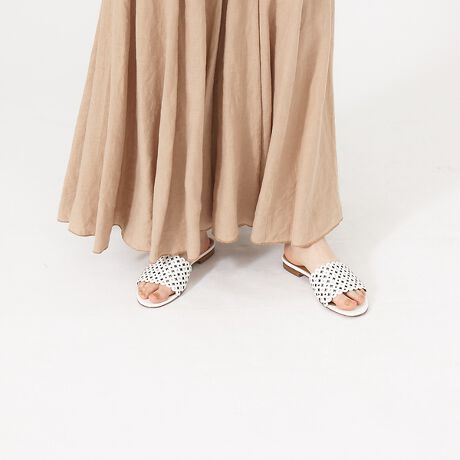 [^ԁF31440262007]ۂJbgꂽfUCɏԂȃX^bY{ꂽ~[Bǂ甲AтɋPX^bYvXĂ܂B芴EyȃtbgV[ÝA][gɂ}CV[YƂĂg܂ByPELLICO/y[RzC^ÃFjXxOtHb\ɖ{ЂuV[YuhBǎ̑fނƏnꂽEl̋ZpőnグAx[VbNȃX^CɃGKgŐꂽGbZXVbNȃV[YuhƂĐlC𔎂Ă܂By[J[zi:6575