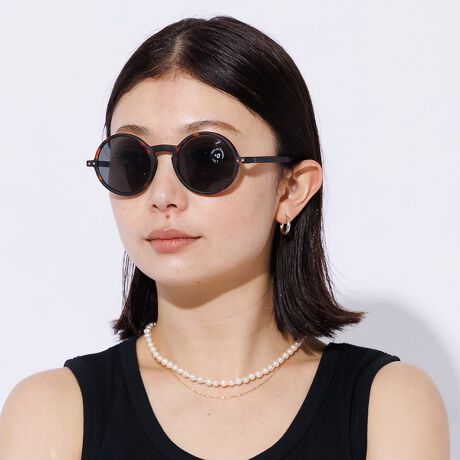 [^ԁF04489867006]ȐDۂ̃Eh^t[BEFg{Xgt[ɂ̕AvXƂăEh͂ł傤BgȈۂ󂯂ObƂȕ͋C̃Eht[́AɊ邩܂񂪃Xg[gJWAA[hn܂ł܂܂ȃt@bVɃ}b`̂ŏd󂷂邱ƊԈႢȂIEh^́AuʒvutOp`vux[X^vƂV[vȃtFCXC̕Ƃ̑ocOłB܂At[߂ɍĂ邽߁A}bgt[̊炩ȎAFƕ\Ă̂IłB<  >EߗF14AOߗF0.10EIȎŐЂڂی삷邽߂ɁAJeS[3̃Y𓋍ځBEƑ݂ȂŎg郉CibvEUV99.9JbgŖڂ܂BElXȊ̌`ƃTCYɓKXvOqWڂĂA_ŉKȃt[< F^[J[J[ >uE_1^TORTOISEx[W_1^LIGHT TORTOISE\m^^BLUE TORTOISEubN^BLACKsN^PINKS[h^GOLDEN GREENCgu[^FROZEN BLUEuE_2^HAVANE ӎ  EfBe摜́A̓p\RȂǂ̉{ɂāAۂ̐FƈقȂČꍇ܂Bi̐F͏iP̂ŎBeڍ׉摜QƂByIZIPIZI/CWsWzIZIPIZI (CWsW) ́AtXEog 3 l̎҂ɂA2010 NɃpŒaACEFAuhB̎n܂́Aނ̗ê߂ɁuŁA@\IŁAă[Yiuȃ[fBOOX (Vዾ) 肽vƎvƂłB݂̓TOXu[CgJbgOXALbYȂǂ̃oG[VgB}nA{E}VFȂǃps⃍hAubZɂcXAZNgVbv͂ߐE 83 Ŏ舵Ă܂BBRAND VALUE: HAPPY (|WeBuȐE)EASY (Vv)OPEN (ׂĂ̐l/łǂł) and WOOW (ɋ!)