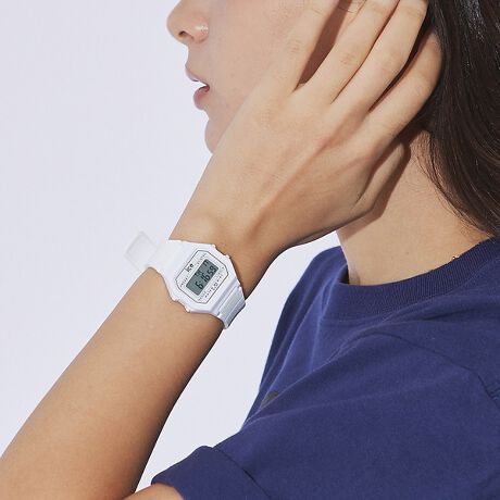 [^ԁF04499867016]xM[̎vuhAICE WATCHMtgɂsb^ȎvoIVvŃgȃfUCg₷{łBBe[W̃fUCƃ\tgȃVRXgbvA͓IȌy̌B̃JtȃfUĆAȂ̑ɊCƏ_炩AX^CƌłȂۗ܂B}XgACeɂȂ邱ƊԈႢȂIyƃGKX̊ȗZAȂ̘r痣܂IjZbNXȃfUCȂ̂ŁAʖ킸gĒfUCłBMtgɂ߂łBFWJLxȂ̂łȂ̍DȃJ[Ŏ茳ʂāIyiXybNzP[XF32mmP[XF32mmF13.5`19.5cmP[XfށFvX`bNv[gohfށFVRP[XobOfށFXeXX`[hFANKXhF3ATM[ugFfW^[ug(CR1616)ۏ؊ԁi[uĝ݁j:[J[ۏ2NICE-WATCHiBOXAۏ؏jyICE-WATCH / ACXEHb`zACXEHb`́AۓIȃEHb`uhƂāAxM[̃oXg[j2007Nɐ܂ACEÕW= sG[ [gQƔނ̃`[ɂĐݗ܂BCHANGE. YOU CAN.L[[hɁA|IȃJ[oG[VƃTCYWŋCX^Cɂāhւ鎞vhĂ܂Bx[VbNłȂꂽfUC͔N␫ʂȂLw爤A킸NŃt@bVEHb`sŐEIȃgbvuhƂȂ܂B iȂ荠ŁA|bvȃfUCVbNŃGKgȃfUC܂ŁARNVAlXȃR[fBl[gŊ􂵂܂B