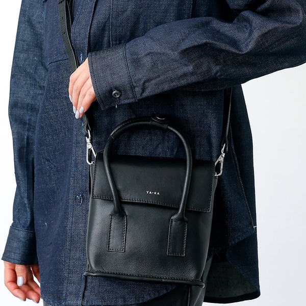 YArKA ヤーカ　ワンハンドルショルダーバッグ 本革 レザー ブラック YArKA/ヤーカ】real leather round design one handle bag [wam3