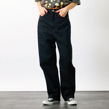 [^ԁF04500151000]{̃fjuhAKURO(N)̒Ԍ^OPTIMAoBOPTIMÁAnCEGXgŌҏ[ƂAɂ₩Ƀe[p[hChVGbg̃fjpcBEGXgC߁AqbvCoA炵VGbgۗVGbgGBɃEGXgʒuȂ邱Ƃŋrʂ҂ł܂BtȂX^CbVȃfUĆANVbNȖ͂܂BňyƑ܂āAu₩ɂpAṼfjłBӎiATCY\̐@኱TCYuꍇ܂ByKURO(N)zfUCi[CɂA{l̓┯̐FłuvuhƂ2010NɐݗꂽuhBuhRZvǵAu{𒅂B𒅂BËȂ̓풅Bv{l̓ƓȊEo𗎂Ƃ񂾁AIWi̐n̊JAzIvf̂\z~j}ȃfUCƁAn{̐El̋ZpAꂼ̗vfÏkZ邱ƂŁAoĂςȂiZAzƂ捂𐶂ݏoB{