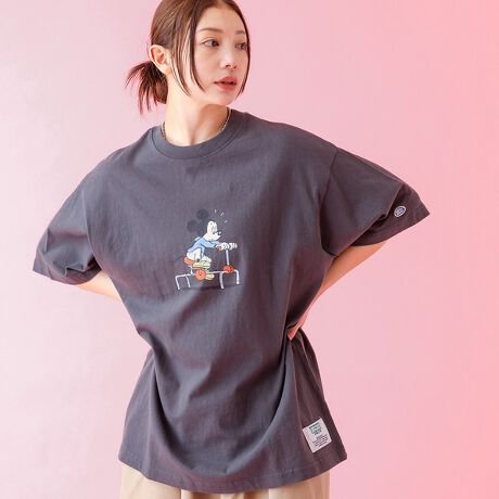 [^ԁF04500121023]DISCUSDisneỹR{TVcoI]ԂłCXg؃gĂCXgȂǁAAAI4ށ~2J[̂łЂCɓ̂Ă݂ĂIƂ肠TCYŃjZbNXŒp\łBMtgɂ߂̃ACeB䂪߂ŋCɂȂ̘rJo[Ă܂B܂ɃStĂ̂|CgBpc͂񃍃OXJ[gƂ̑QyDISCUS/fBXJXzuDISCUS ATHLETICv́Au`vu͋vuX|[cve[}ƂX|[cANeBuEFAuhƂāA1973NAJo[WjABŒa܂BO̗ŔA~Փ(DISCUS THROWER)BÑネ[}IsbN荡̋ߑIsbN܂őĂ鐔ȂẐЂƂł~ՓÃe[}C[WĂ邩łBŚA̖̒ʂ~Փ`[tɃfUCĂAꂪłdvȃuhEACfeBeB̍ɂȂĂ܂B