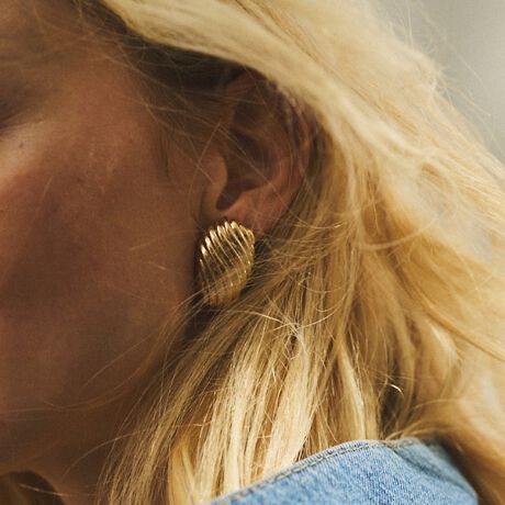 [^ԁF31500263017]̓IȃVGbgsAXB_炩DȋȐ̃fUCRȔāA炵ۗ܂B݊̂傫Ŋ؂₰ăJWAȃfjX^C炫ꂢ߂ȃR[fBl[g܂ŁAL􂵂܂B؂ȕւ̃Mtgɂ߂łBfUCVo[ǉi31510263015jyLILI CPASPE/ENXvz2011NɃXet@j[E`}jAɂăJtHjA_ɐݗ܂Bޏ̃Be[W̃VGbgƌIœƓȃfUC͐lX̒ڂɏW߁AVѐSƃNtgтWG[񋟂Ă܂Bi`镨A΂fނ̎Ƃł̒BAJX^vWFNgւ̎g݂ɑ΂ޏ̏MAENXv̐ENɉfoĂ܂BENXv́AJC[EWFi[Am}jAxEnfBbhAWWEnfBbhȂǂ̊CO̒lAƑȒ݂ƂȂŇڋqxĂ܂Byӎzi摜́A̓p\RȂǂ̉{ɂAۂ̐FƈقȂČꍇ܂B炩߂B摜̏i̓TvłBۂ̏iƎdlAH኱قȂꍇ܂BTCY\L͂܂ŖڈƂȂ܂B̗̑\񏤕iAʏ폤iƂ̓ς͂ł܂B׏󋵂ɂA͂\肪Oシꍇ܂Bqlւ̔X̔xꍇ܂BǉYíAꕔ̓X܁Aʔ̂Ŕ̔̏ꍇ܂B\߂BigpOɁA^OɋLڂĂu舵̒ӏvu\vKmFBiɕsǂꍇAє̔ޑ܂Ă܂B炩߂B