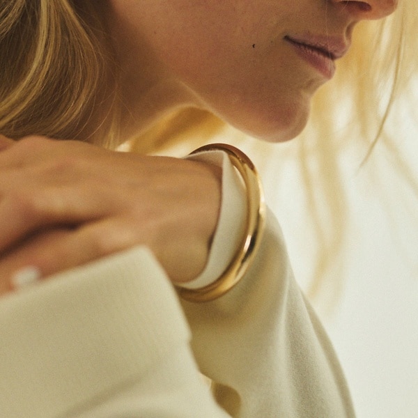 [}C]yLILI CPASPE/NXvzSLOANE HOLLOW CUFF o/[WEBt NiRouge vif la clej S[h